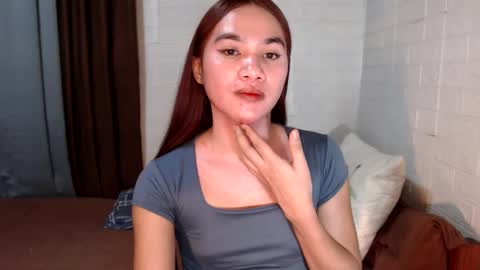 urhottylicious_cum online show from February 19, 5:27 am