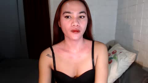 urhottylicious_cum online show from March 1, 10:34 am