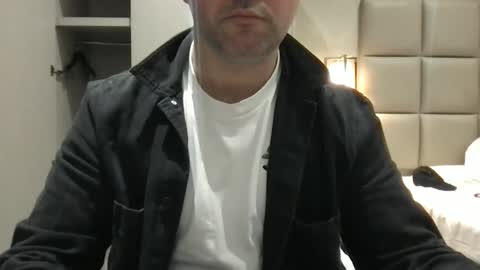 Snapshot of urhungdaddy8 chatting on March 20, 9:14 am Hung Daddy online show from March 20, 9:14 am