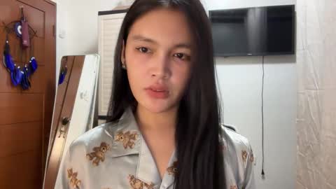 Amira online show from October 9, 12:52 am