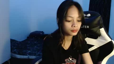 Snapshot of urlovely_yang03 chatting on November 26, 4:30 pm juliana online show from November 26, 4:30 pm