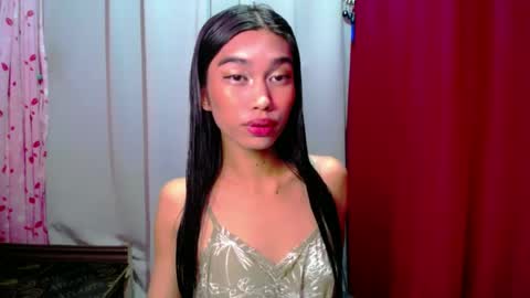 urloverjasmine_xx online show from June 30, 2:23 am