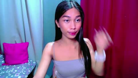 urloverjasmine_xx online show from July 8, 1:59 pm