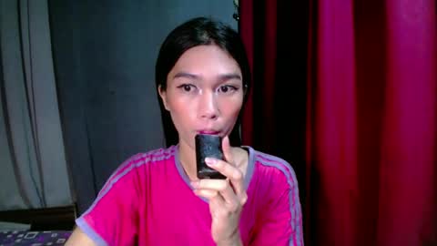 urloverjasmine_xx online show from July 13, 8:33 pm