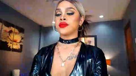 UrMajestyTyra online show from December 29, 3:54 am