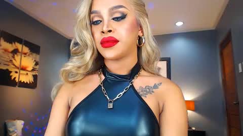 UrMajestyTyra online show from January 14, 1:26 am