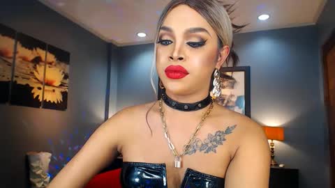 UrMajestyTyra online show from January 19, 3:29 am