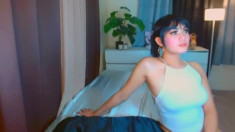 Snapshot of urmistress_sanya chatting on March 24, 4:50 am ur fave sanya online show from March 24, 4:50 am