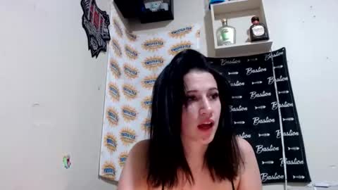 Snapshot of urmomalexx chatting on March 19, 1:31 am urmomalexx online show from March 19, 1:31 am