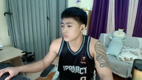 Snapshot of urnatty_guy chatting on July 11, 4:32 pm ander online show from July 11, 4:32 pm