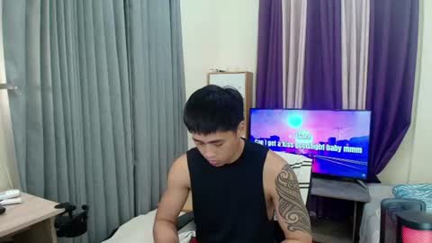Snapshot of urnatty_guy chatting on July 30, 3:44 pm ander online show from July 30, 3:44 pm
