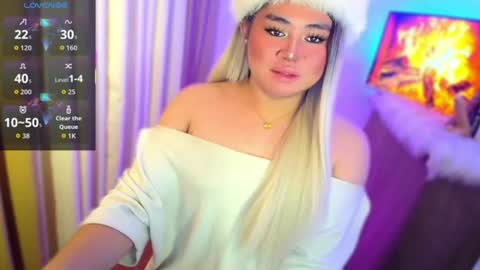 Snapshot of urnaughty_ceciliaxxx chatting on July 14, 4:45 pm cecilia online show from July 14, 4:45 pm