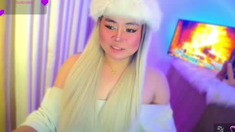 Snapshot of urnaughty_ceciliaxxx chatting on July 16, 1:33 am cecilia online show from July 16, 1:33 am