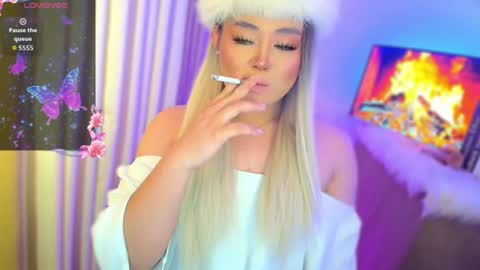 Snapshot of urnaughty_ceciliaxxx chatting on July 22, 5:38 pm cecilia online show from July 22, 5:38 pm