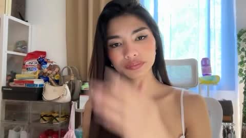 urnaughtyasianprincessjam online show from July 27, 2:51 am