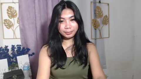 Snapshot of urpinay_sandra69 chatting on April 3, 3:10 pm urpinay_sandra69 online show from April 3, 3:10 pm