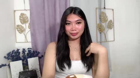 Snapshot of urpinay_sandra69 chatting on April 18, 1:31 am urpinay_sandra69 online show from April 18, 1:31 am
