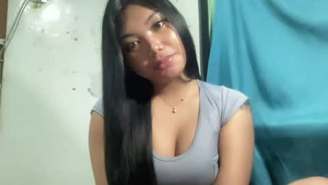 Snapshot of urpinay_sandra69 chatting on August 4, 1:53 am urpinay_sandra69 online show from August 4, 1:53 am