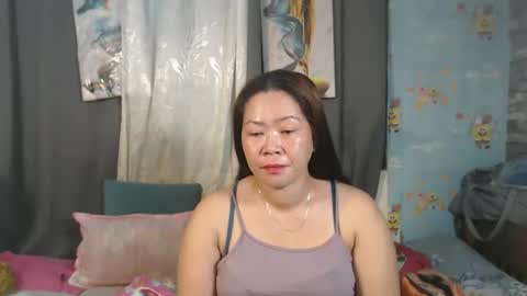 urpinay_singlemother online show from June 5, 7:08 pm