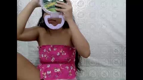 urpinaygirl69 online show from June 9, 5:41 am