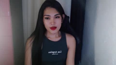 Jenny online show from January 15, 2:24 pm