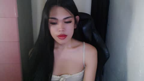Jenny online show from January 18, 8:19 pm