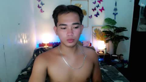 Snapshot of urpinoy_cummer chatting on May 31, 5:15 am urpinoy_cummer online show from May 31, 5:15 am