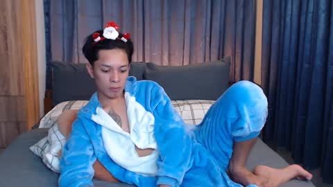 Mel online show from January 3, 5:42 pm