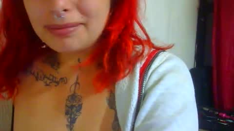 Snapshot of urposesion chatting on October 27, 3:21 am Aniie online show from October 27, 3:21 am