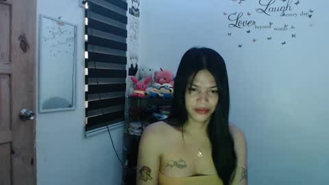 hi im kim online show from January 14, 1:36 am