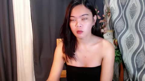 Snapshot of urpretty_girl chatting on December 1, 8:19 am urpretty_girl online show from December 1, 8:19 am