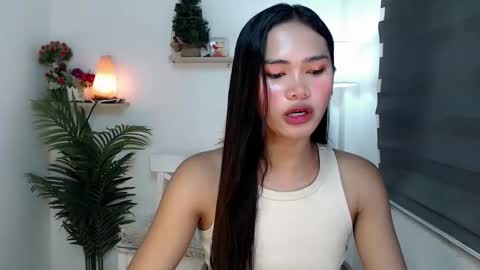 ursandra_xx online show from October 13, 9:42 am