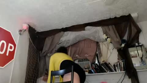 Snapshot of ursecretaddiction chatting on June 15, 2:41 pm Maxi Mills . My Orgasm is in your hands Private is Open online show from June 15, 2:41 pm