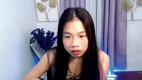 Snapshot of urseductive_llanaxx chatting on November 19, 9:20 am JUST CALL ME LLANA online show from November 19, 9:20 am