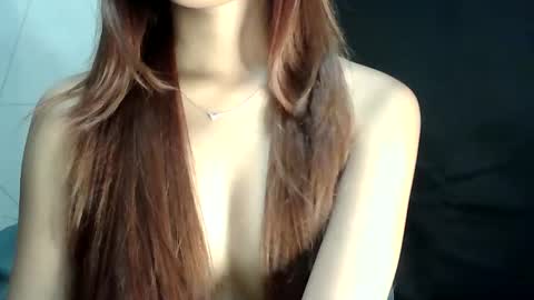 Snapshot of urskinny_girl chatting on January 7, 8:31 pm Jane online show from January 7, 8:31 pm