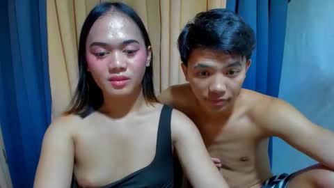 Snapshot of urslutty_mayie chatting on March 5, 4:25 pm urslutty_mayie online show from March 5, 4:25 pm