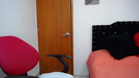 Eveling Blanco  online show from January 21, 5:30 pm