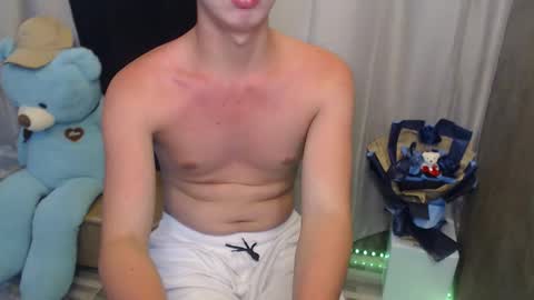 ursweet_jade online show from March 11, 9:48 am