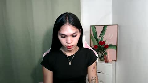 ursweet_zeviixx online show from October 25, 10:23 am