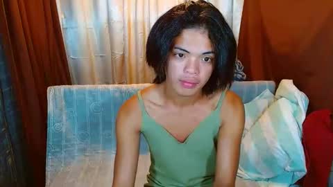 Snapshot of ursweetjena chatting on December 5, 7:32 pm JEN online show from December 5, 7:32 pm