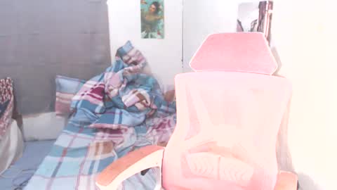 Snapshot of ursweetjena chatting on February 9, 12:09 pm JEN online show from February 9, 12:09 pm