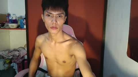 mark online show from April 24, 12:24 am