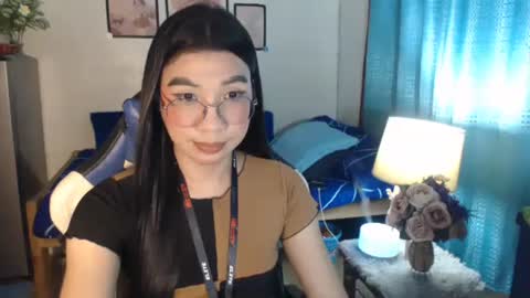 Ashley Kate Mateo Gray online show from January 23, 12:30 pm