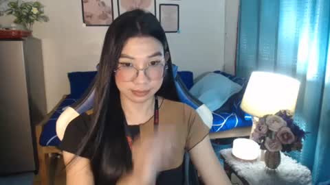 Ashley Kate Mateo Gray online show from January 27, 1:19 pm