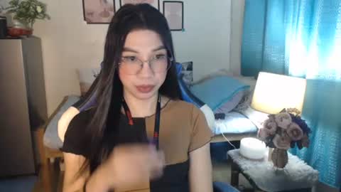Ashley Kate Mateo Gray online show from February 5, 11:02 am
