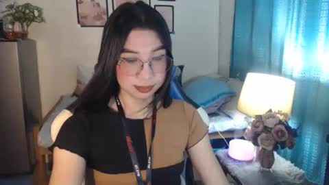 Ashley Kate Mateo Gray online show from February 18, 10:38 am