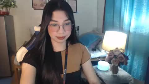 Ashley Kate Mateo Gray online show from February 26, 11:52 am