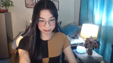 Ashley Kate Mateo Gray online show from March 7, 12:23 pm