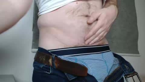 Snapshot of us5030 chatting on February 21, 11:32 pm US5030 online show from February 21, 11:32 pm