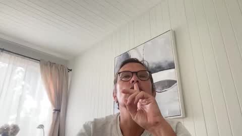 P online show from November 11, 10:32 pm